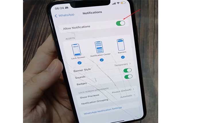 WhatsApp通話がロック画面に表示されない問題を修正する方法