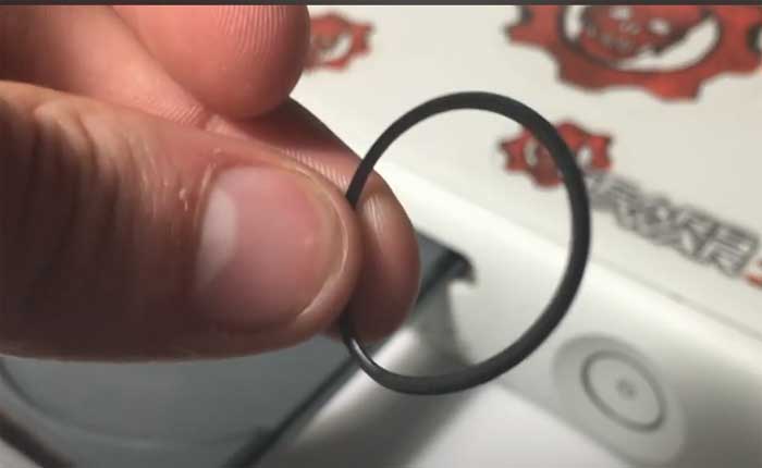 Xbox 360 ディスク トレイが開かない問題を修正する方法 