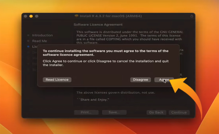 Mac に RStudio をダウンロード
