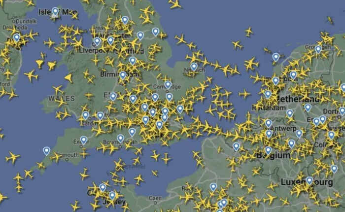 Flightradar24 アプリ